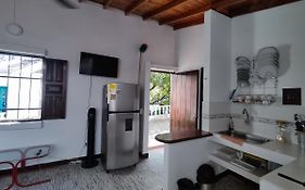 Cabaña 52 en la Aldea Doradal Santorini Colombiano